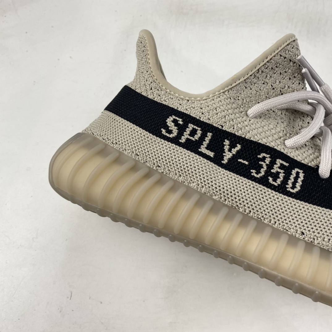 P200  Kanye West x Adidas  Yeezy Boost 350 V2 百搭轻便爆米花中底休闲运动慢跑鞋 HP7870