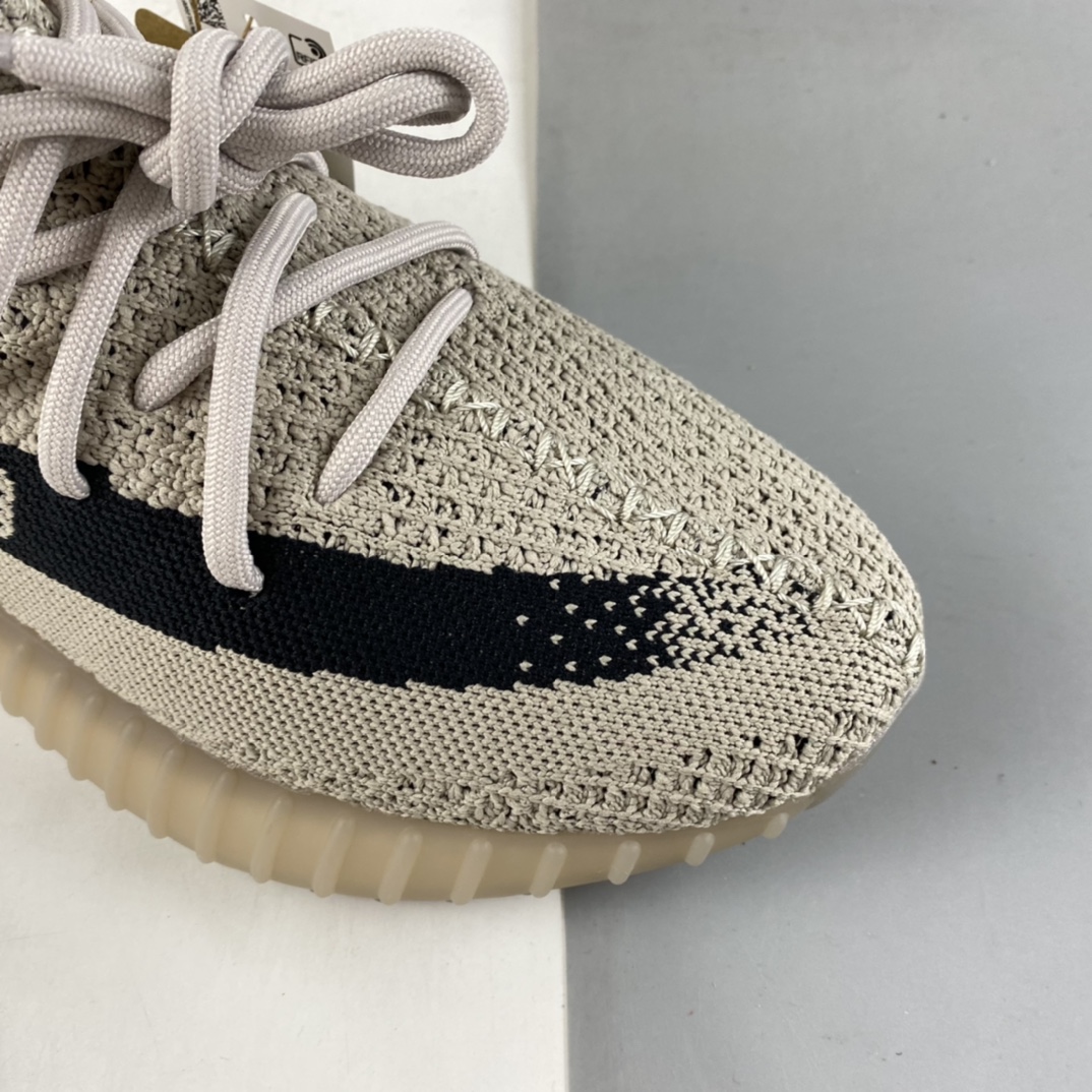 P200  Kanye West x Adidas  Yeezy Boost 350 V2 百搭轻便爆米花中底休闲运动慢跑鞋 HP7870