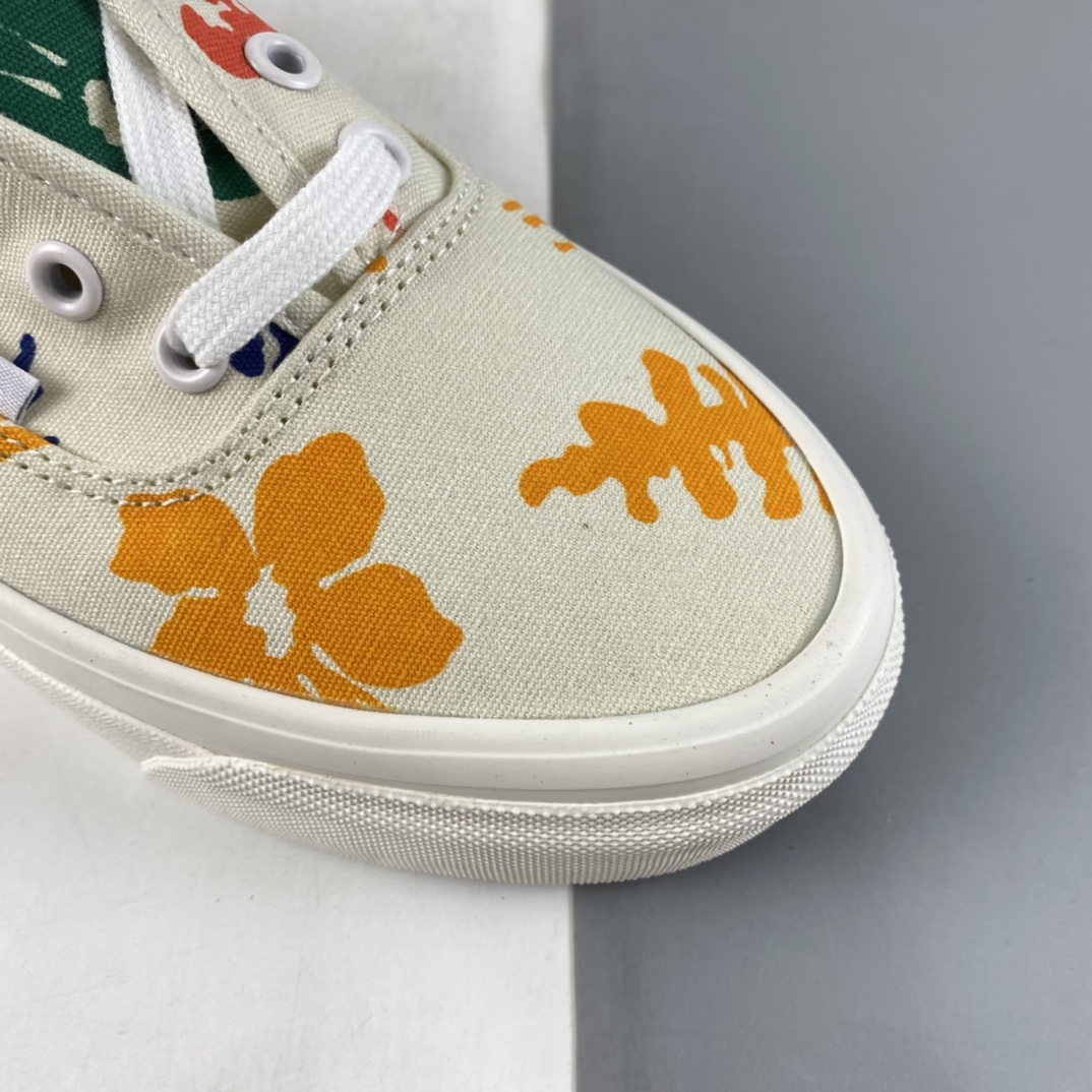 P140  Vans Authentic 范斯2022年新款时尚花卉情侣低帮休闲板鞋 VN0A4BV92BL