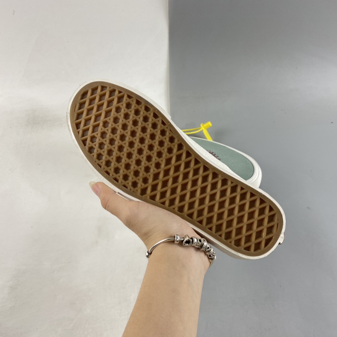 P140  Vans Slip-On 范斯官方 灰绿色趣味图案懒人套休闲板鞋 VN0A5KRDAST