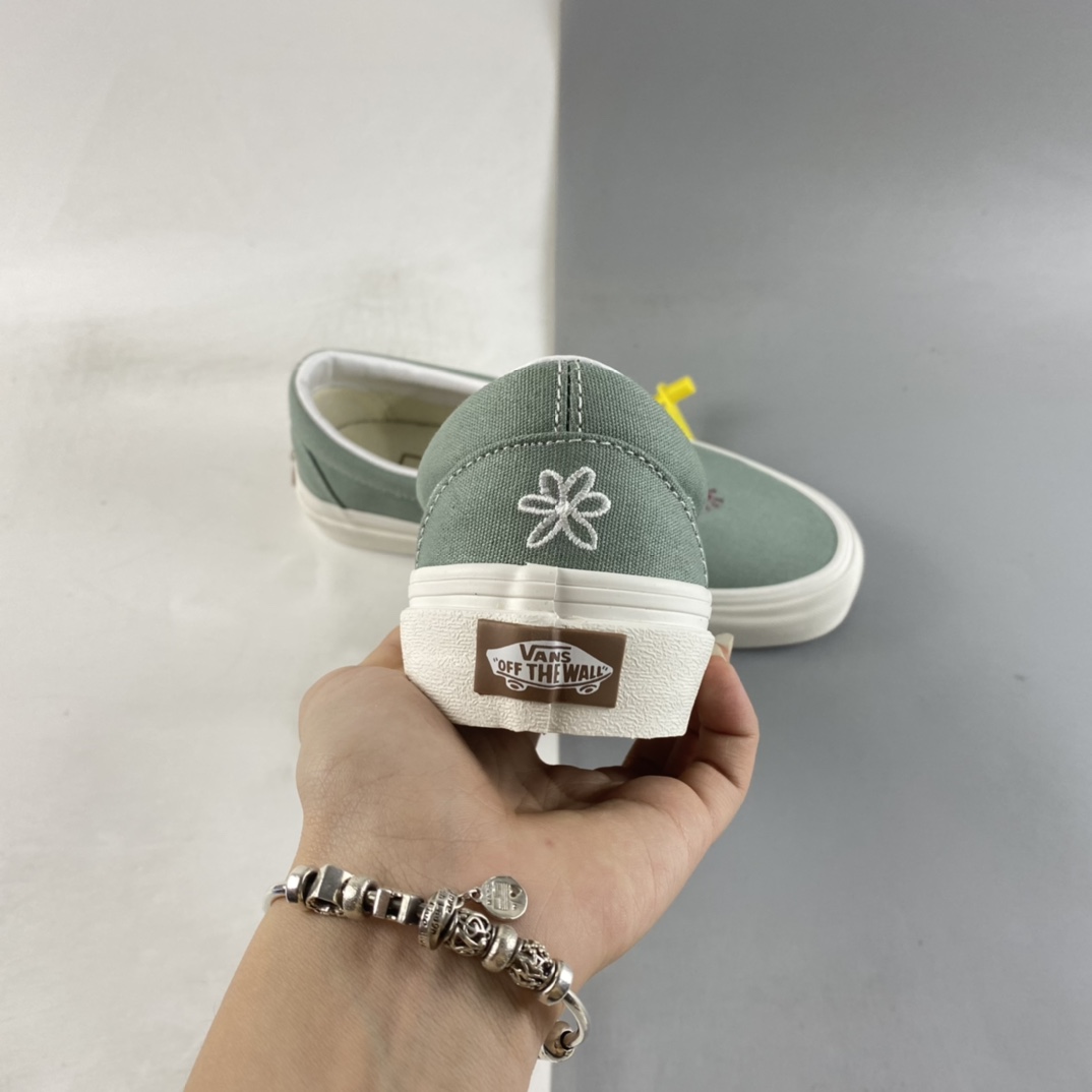 P140  Vans Slip-On 范斯官方 灰绿色趣味图案懒人套休闲板鞋 VN0A5KRDAST
