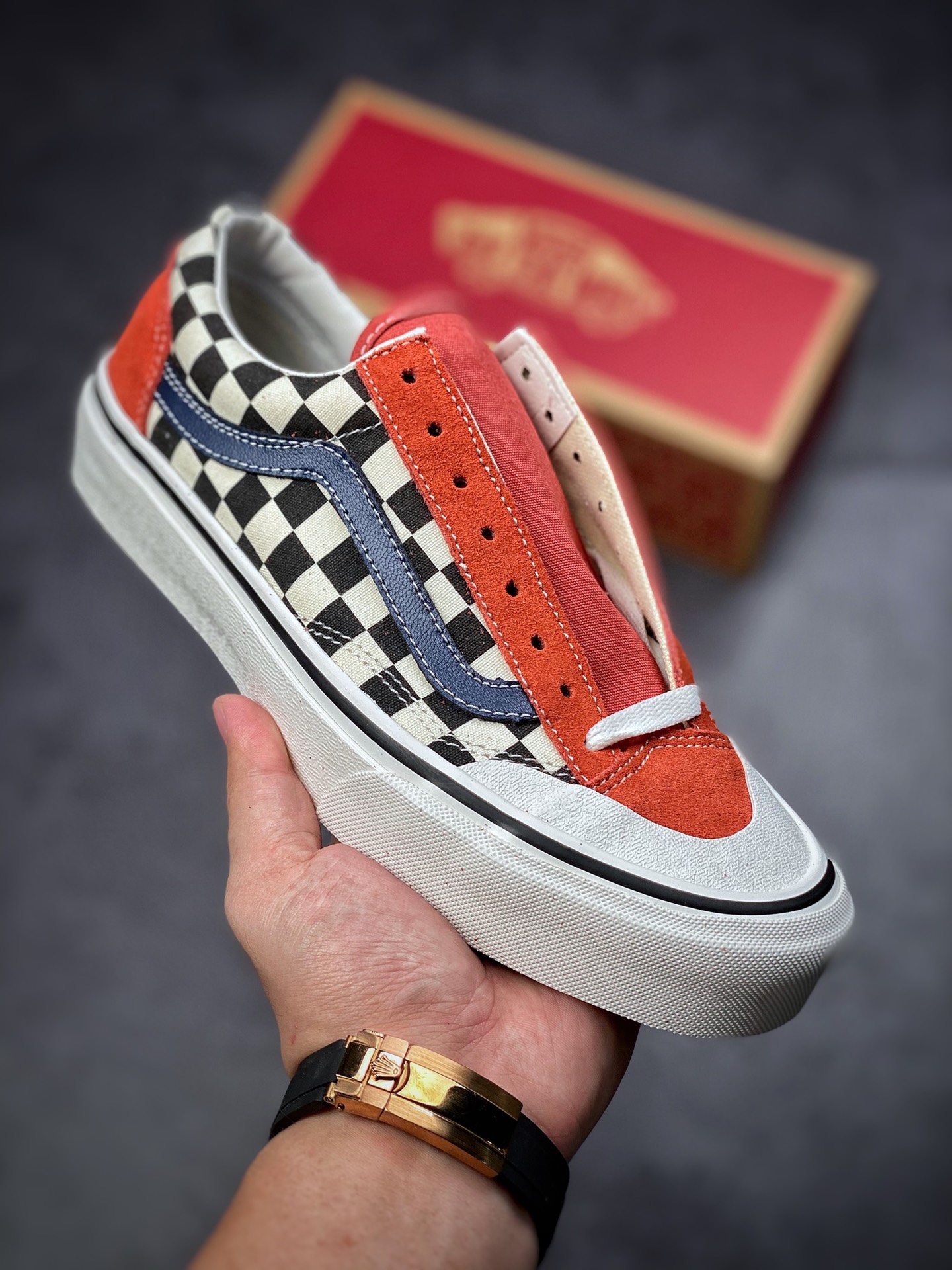 130  Vans Style 36 半月包头脏橘棋盘格板鞋