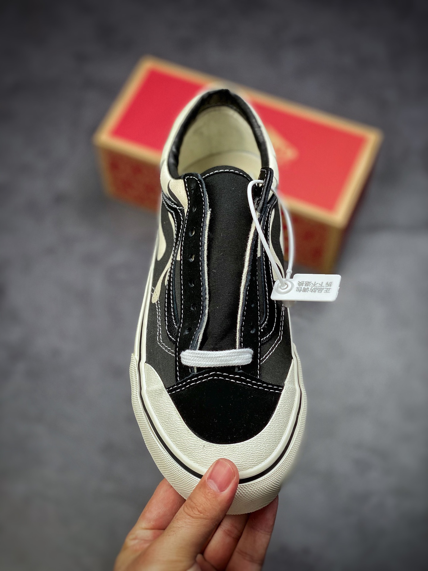 140  Vans Style 36 Cecon SF 半月包头 火焰翻盖鞋盒 重磅回归