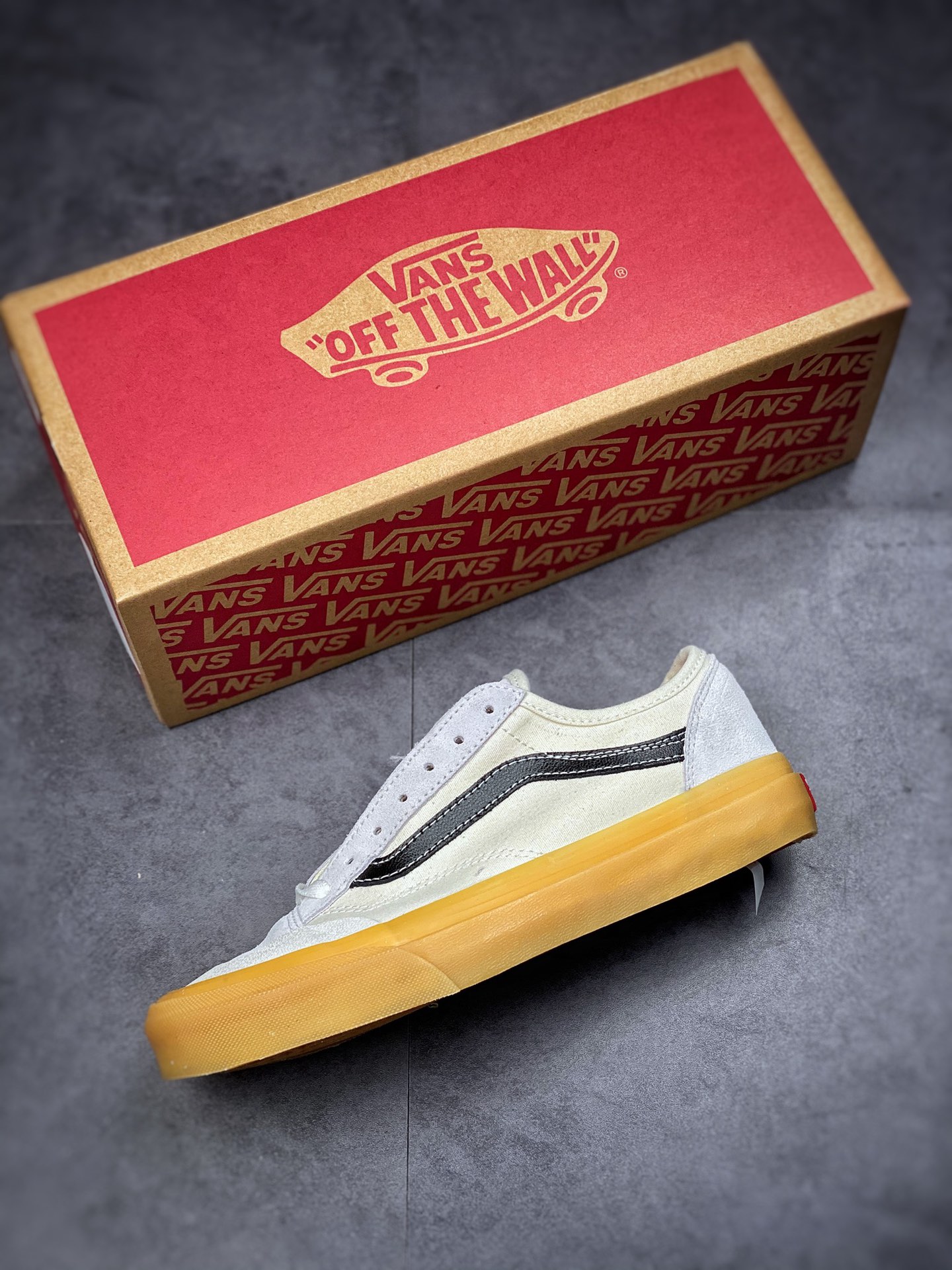 Vans Style 36 Retro Half Moon Baotou Raw Rubber Korea Limited Raw Rubber Sole with Cream Beige