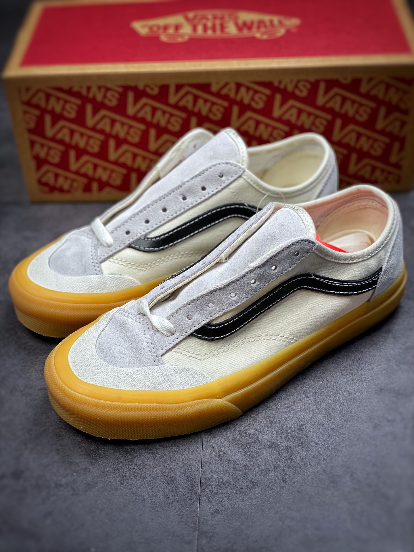 Vans Style 36 Retro Half Moon Baotou Raw Rubber Korea Limited Raw Rubber Sole with Cream Beige