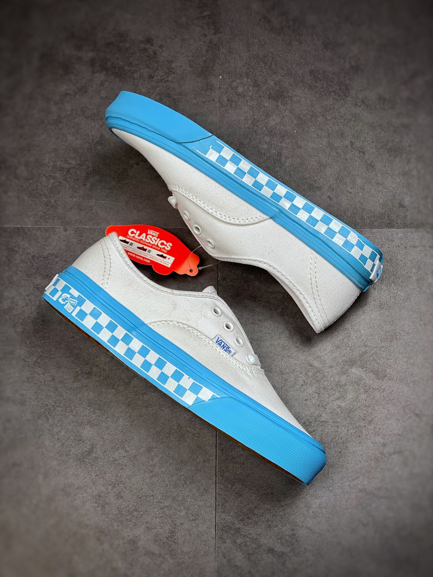 Vans Authentic 2022 Vans New Checkerboard Milk Blue White Blue Checkerboard Low-Top Sneakers VN0AENUD8AV