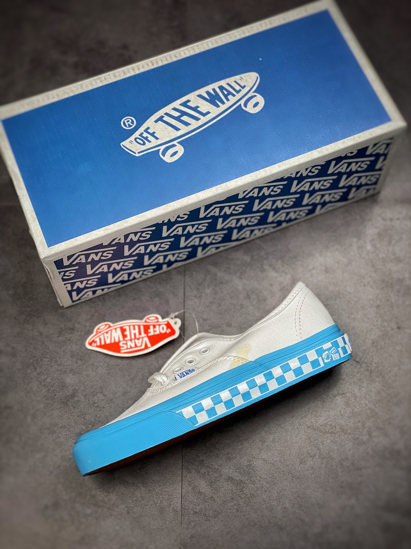 Vans Authentic 2022 Vans New Checkerboard Milk Blue White Blue Checkerboard Low-Top Sneakers VN0AENUD8AV