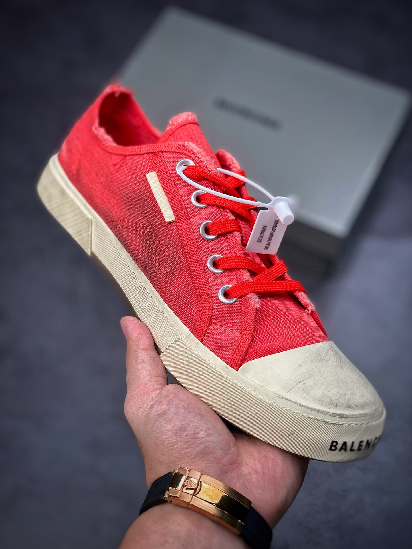 BALENCIAGA Balenciaga red canvas shoes 22 summer new products PARIS wear and old effect casual low-top canvas shoes