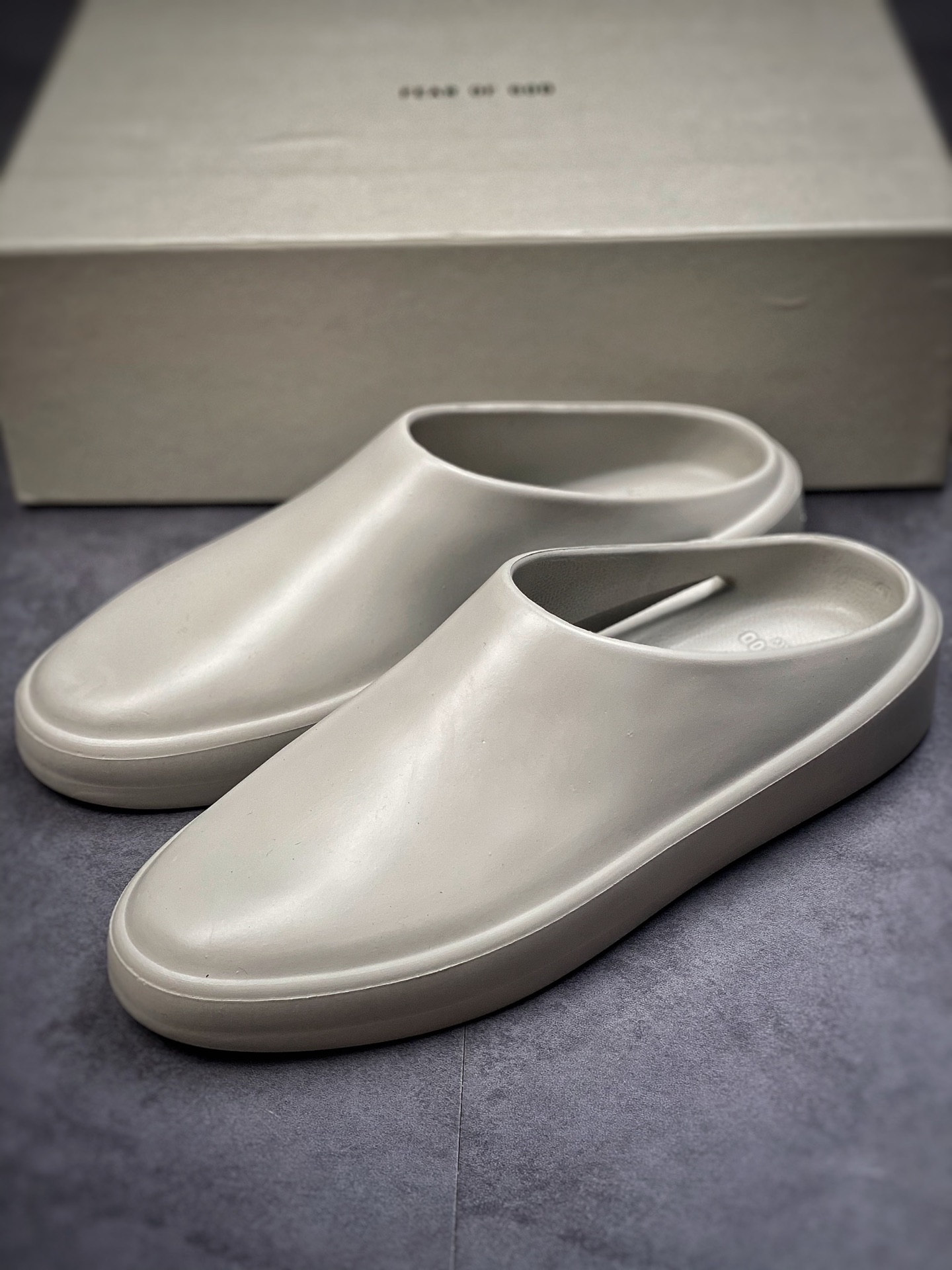 Fear of God 7th The California slip-on slip-on slippers