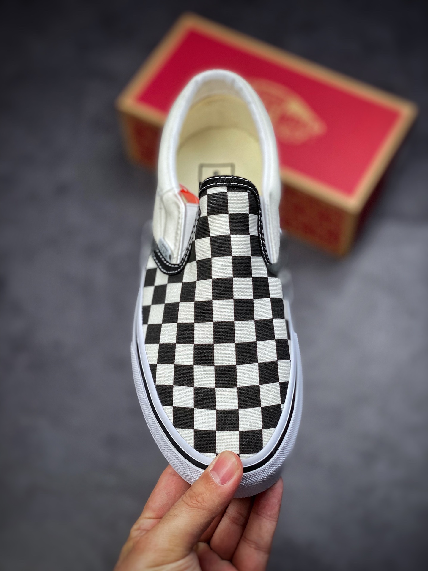 Vans Slip-On 2022 latest checkerboard slip-on sneakers