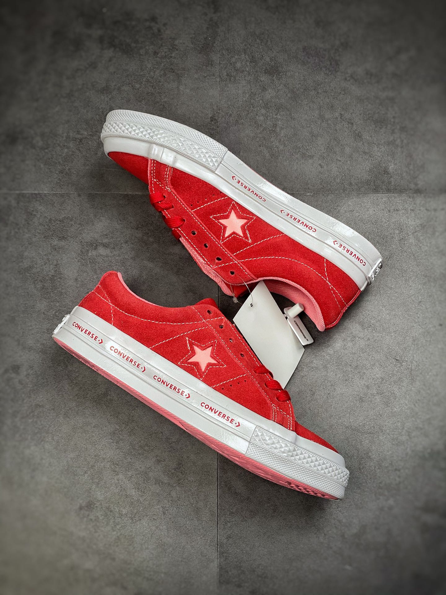 Kimura One Star Grass Watermelon Red Converse One Star Converse One Star is also destined to be the mainstream of this year