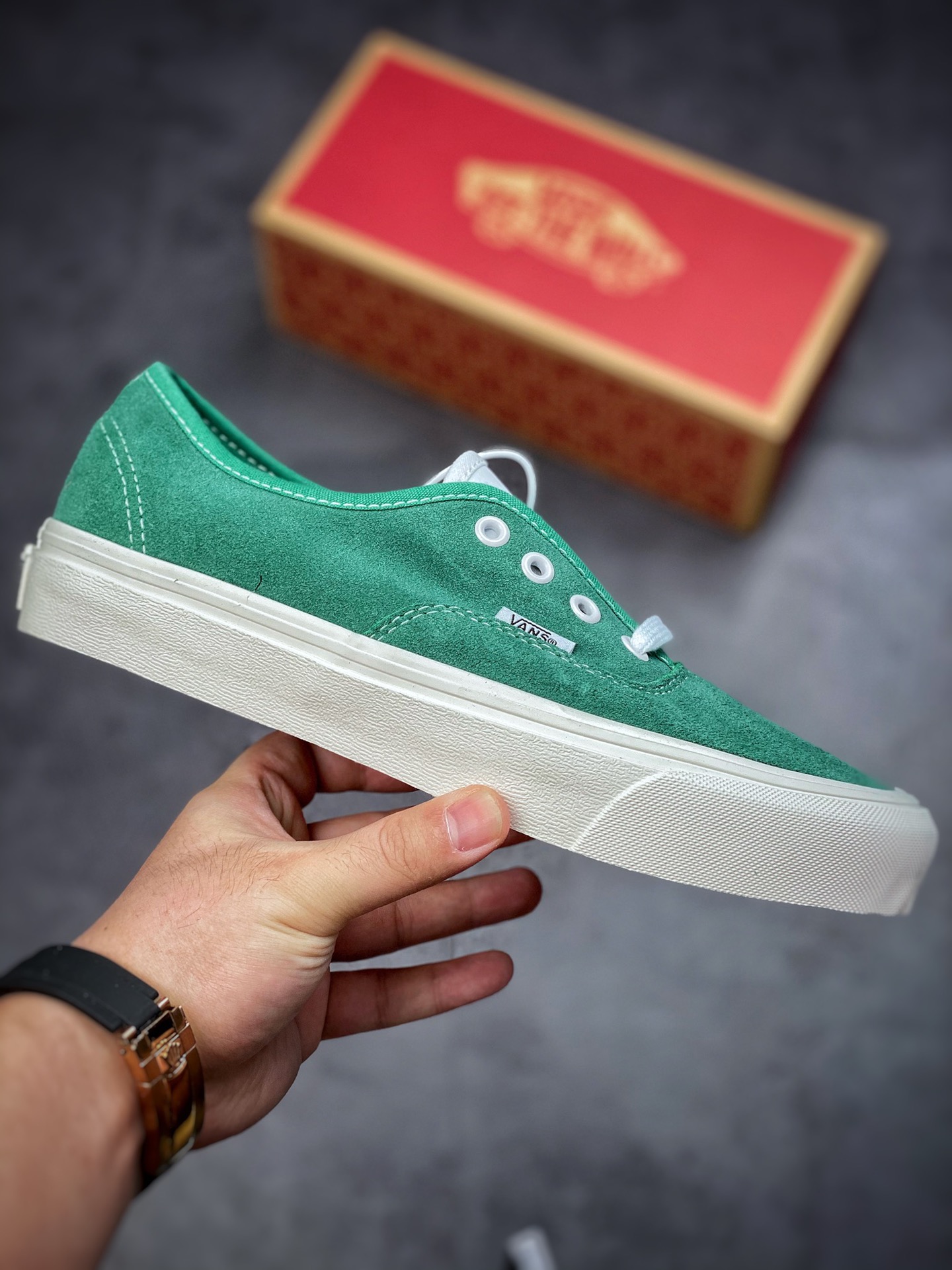 VANS AUTHENTIC Classic Dark Green Suede Sneakers