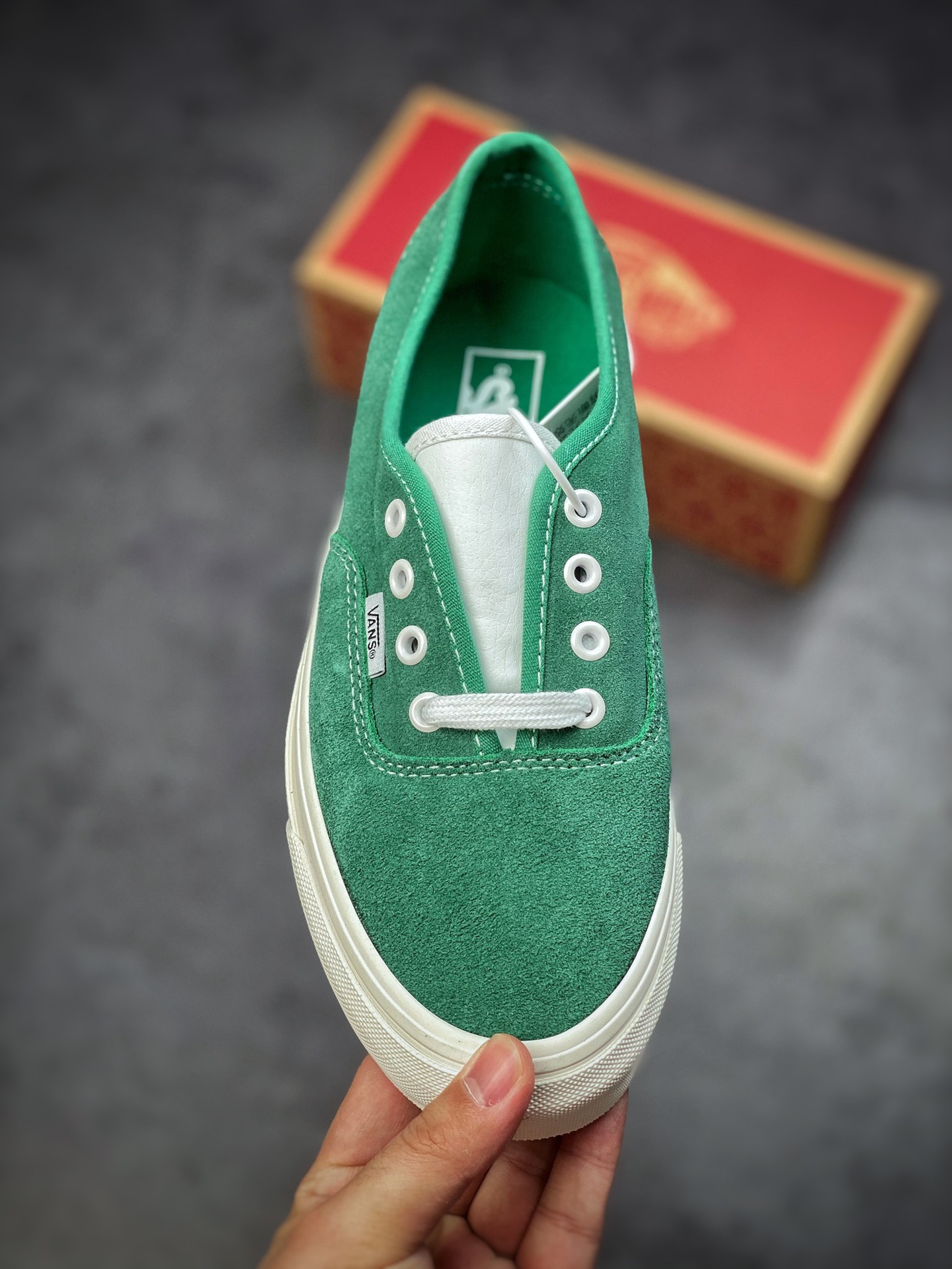 VANS AUTHENTIC Classic Dark Green Suede Sneakers