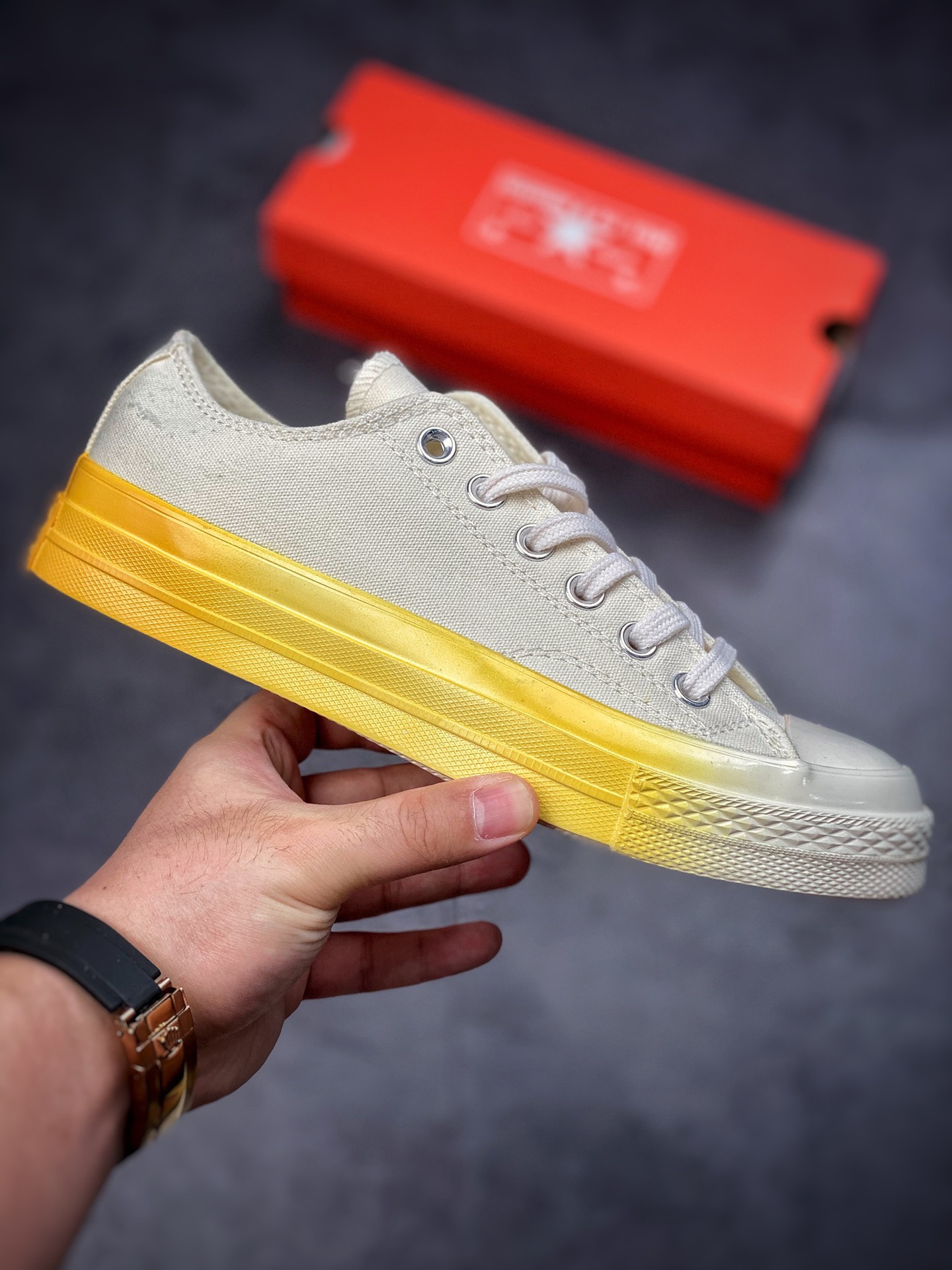 Converse 1970s is summer flavor gradient lemon A00534C