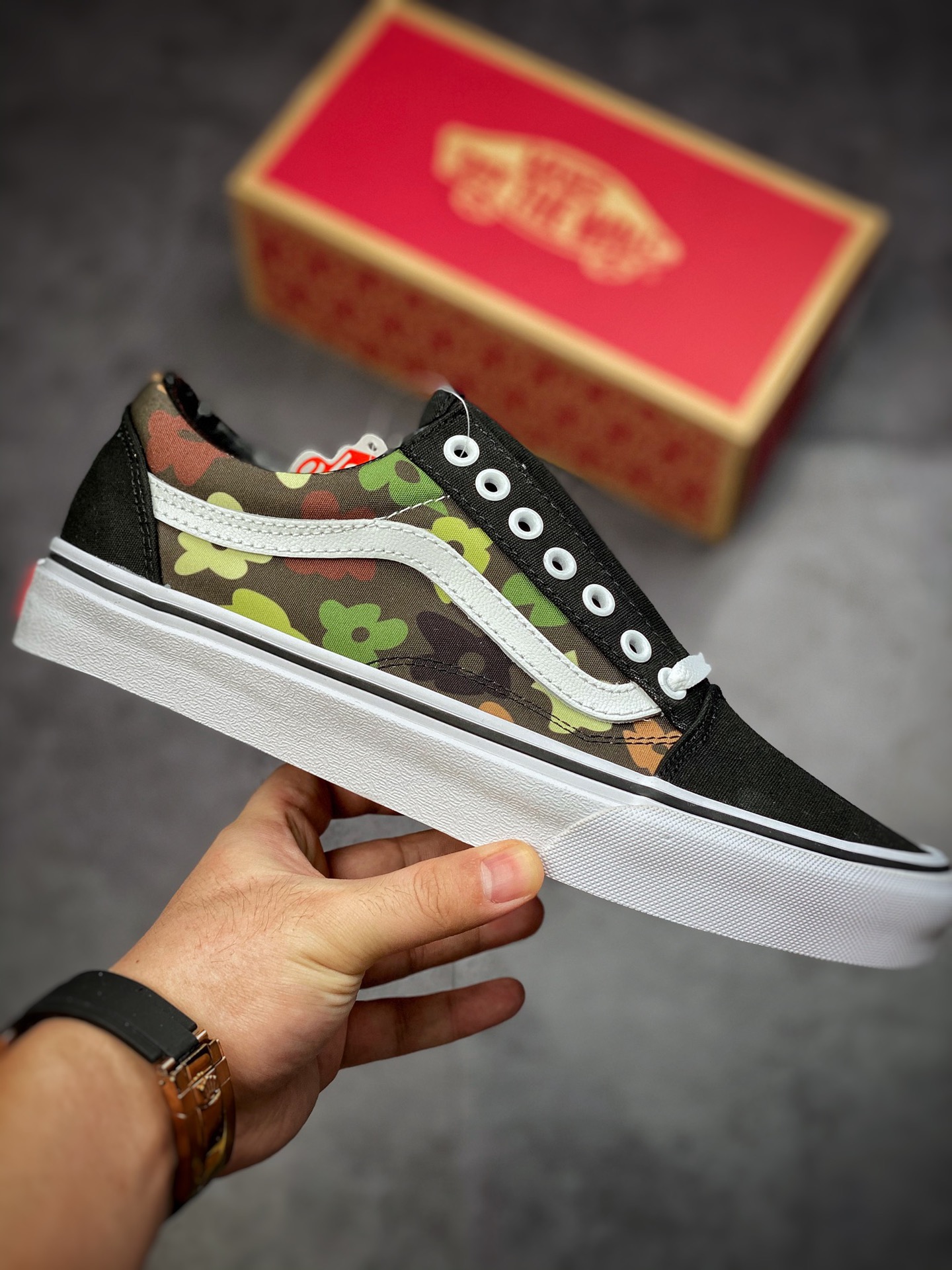 Vans Old Skool Vans Camouflage Floral Low-Top Casual Sneakers