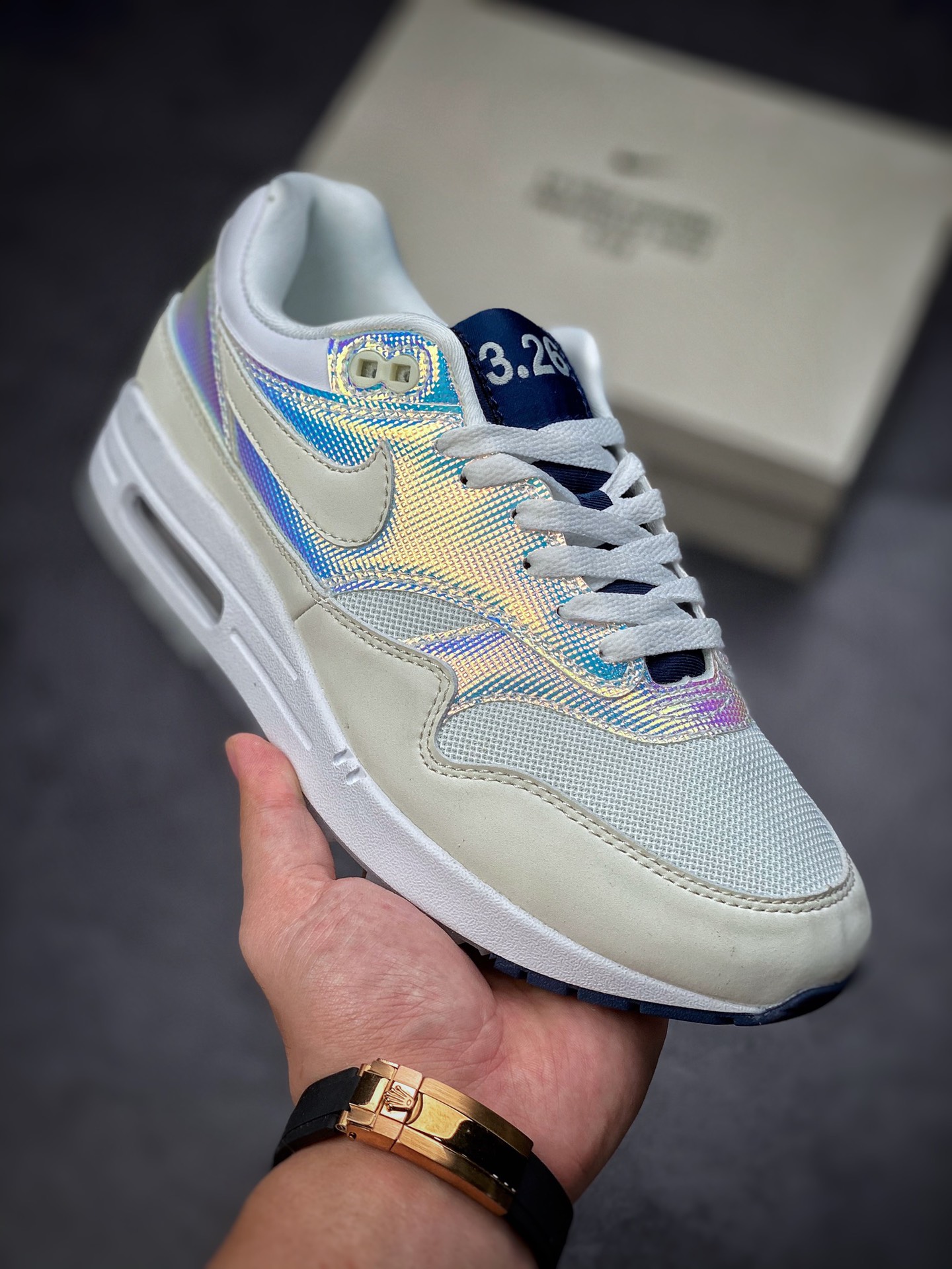 240 NIKE Air Max 1 ”La Ville Lumière” 彩虹渐变光之城 DQ9326-100