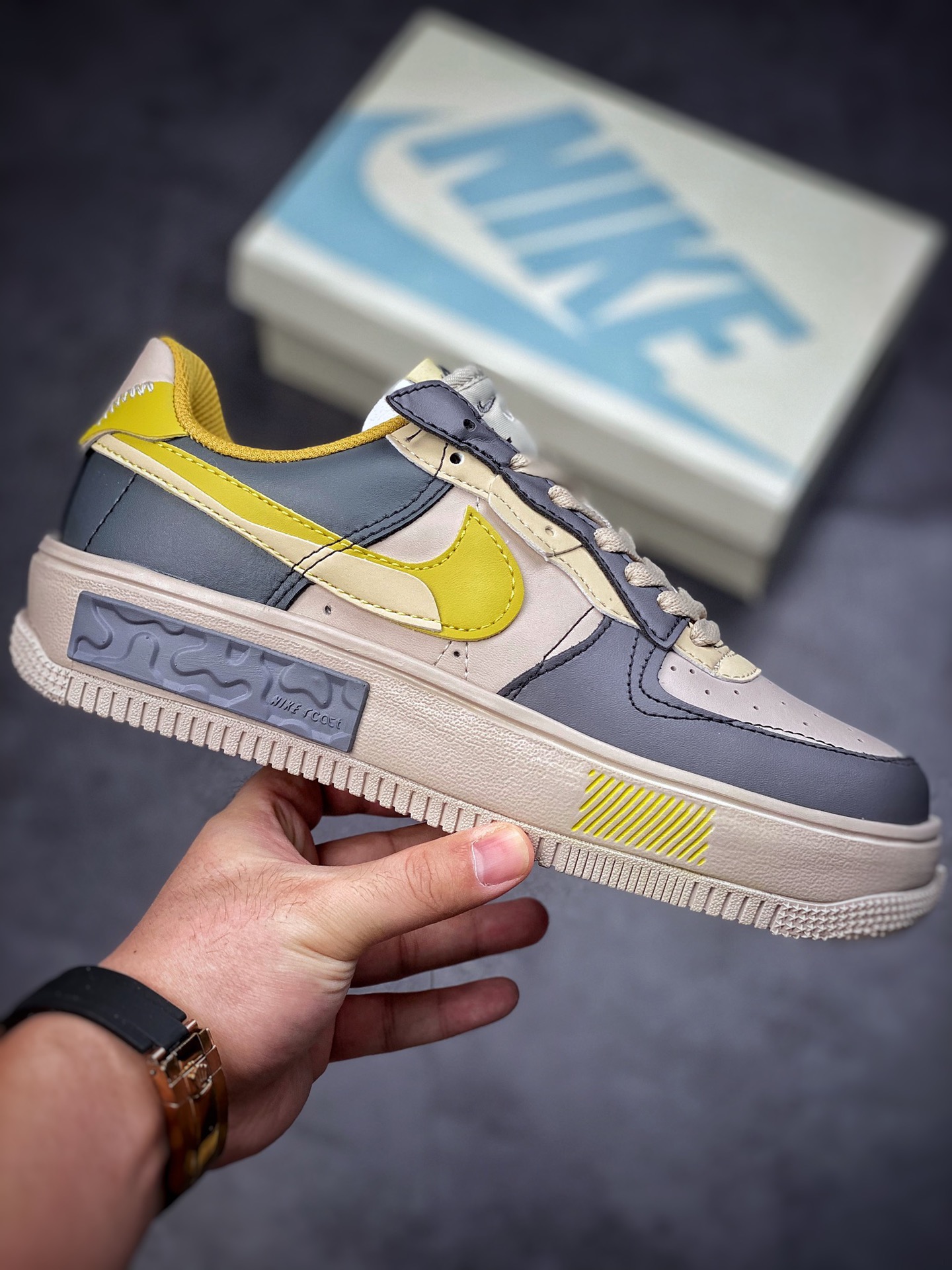 260 Nike Air Force 1 Fontanka “古铜黄” 空军丰塔卡系列 全鞋身纳米材质CW6688-602