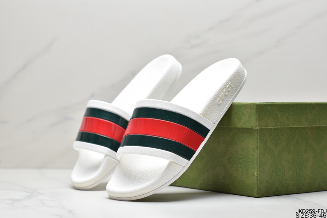 GUCCI Slide Sandal Summer Fashion Week Street Shooting Wear Trendy Beach Sandals