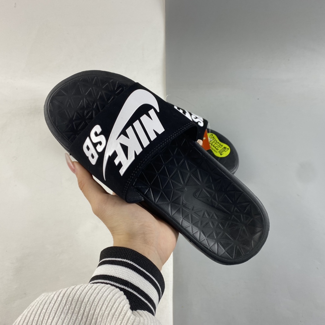 P120 Nike SB Benassi 夏季运动休闲拖鞋 840067-001