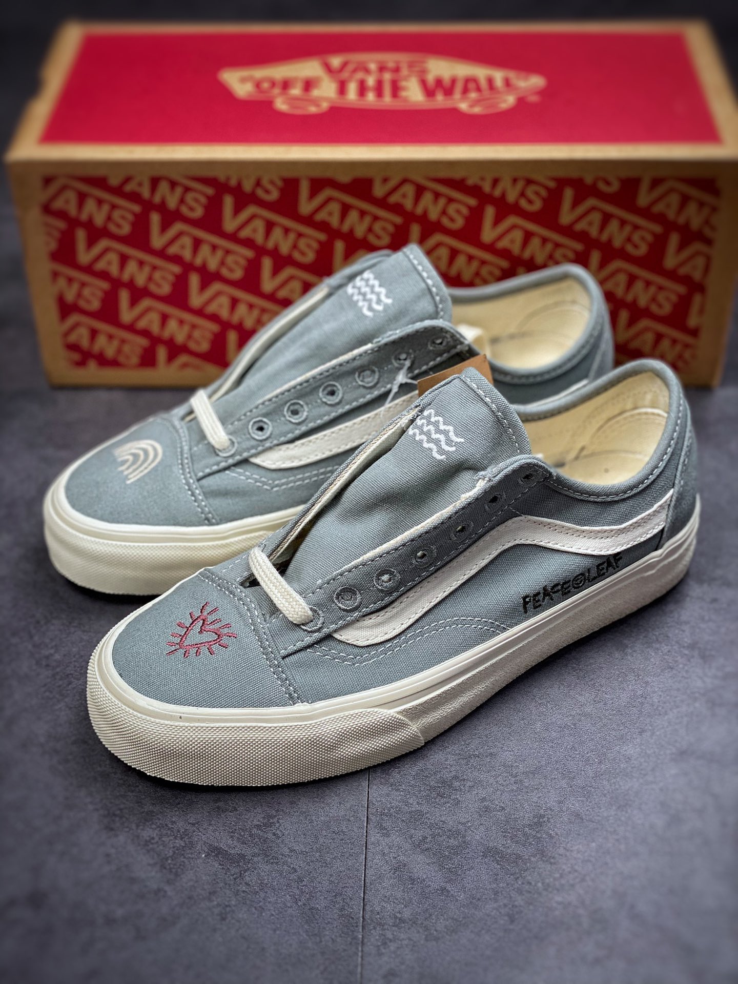 Vans Old Skool Vans Official Grey Green Side Stripe Fun Print Old Skool Sneakers