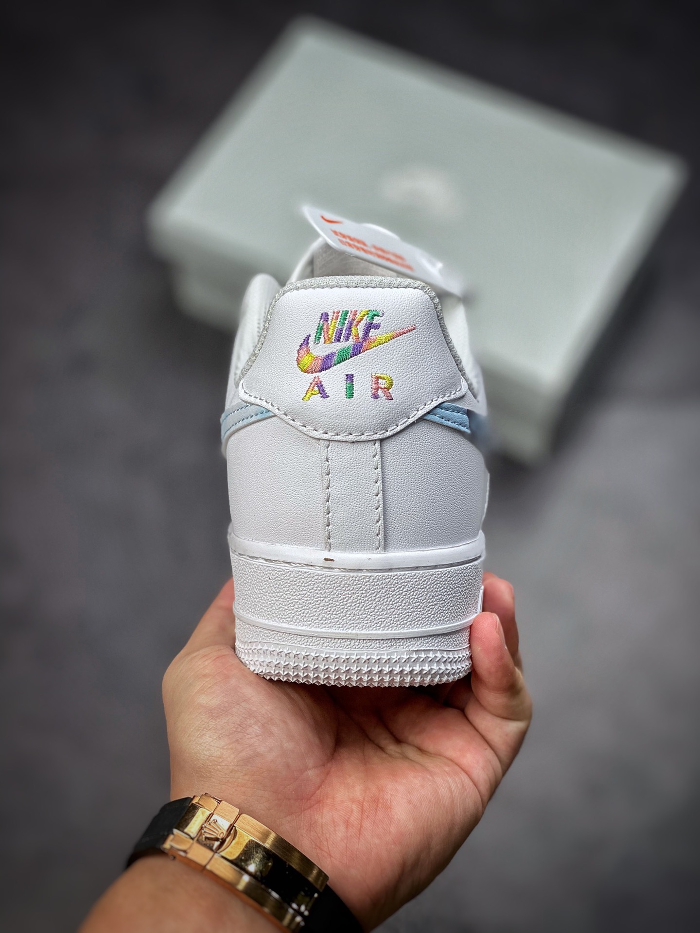 180 Nike Air Force 1 Low 07 樱花彩绘 CW2288-111