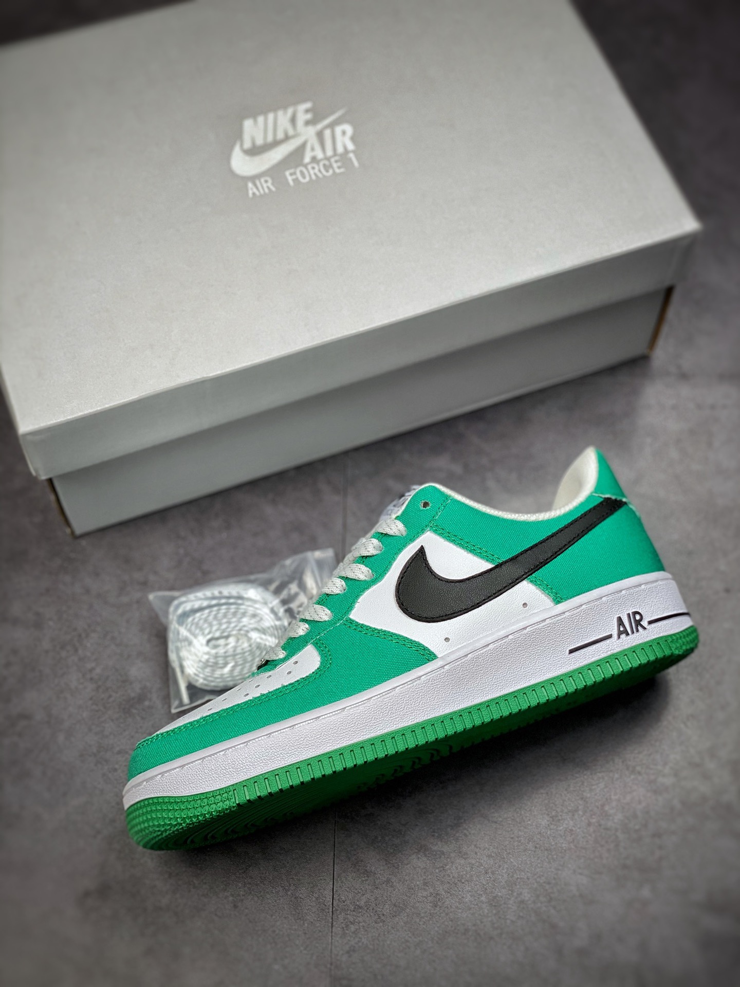 Nike Air Force 1 Low 07 White Green #Original Last Original Cardboard 315122-105