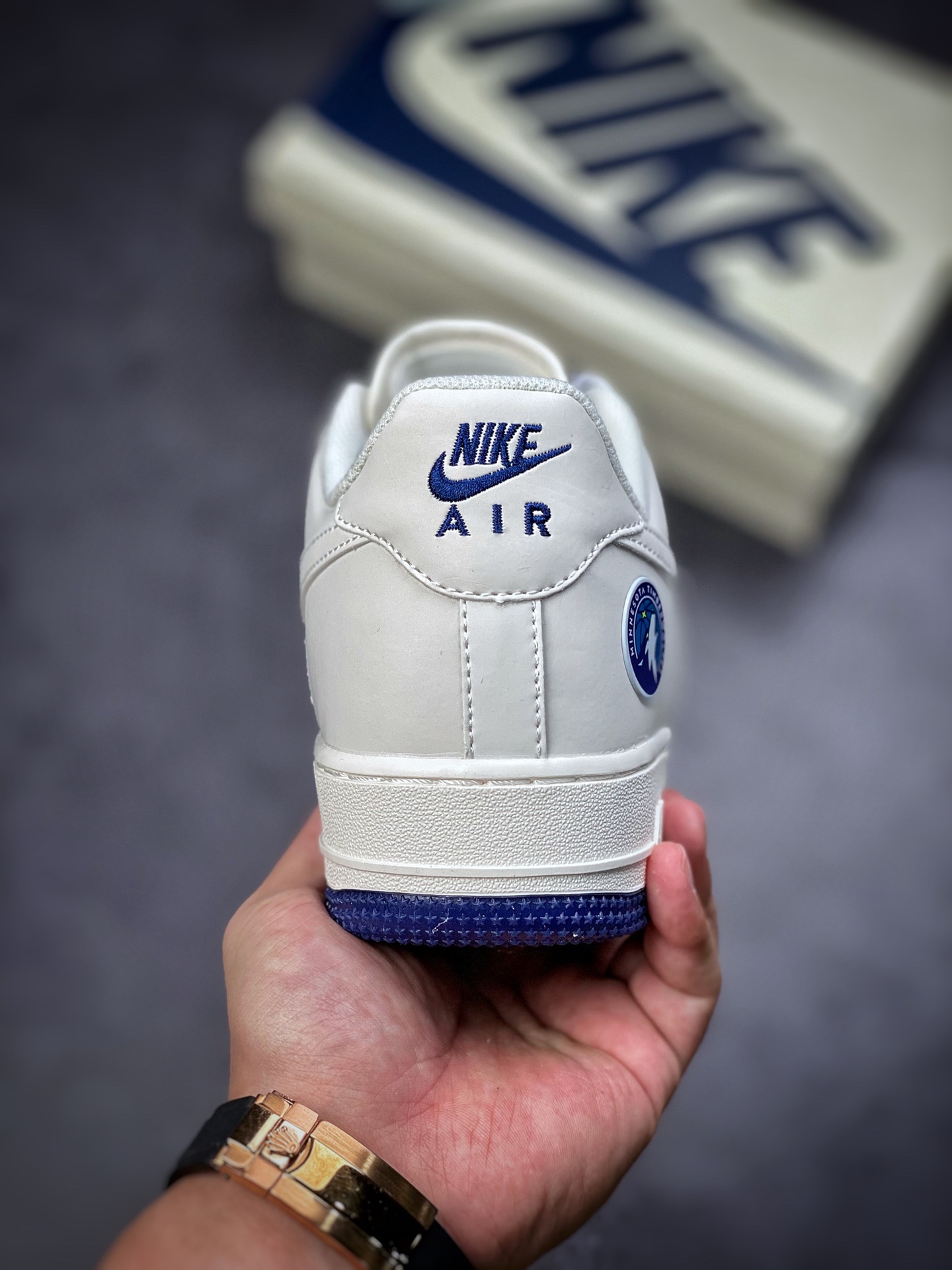 260 Nike Air Force 1 Low 07 串标白蓝渐变 明尼苏达森林狼ML5801-501