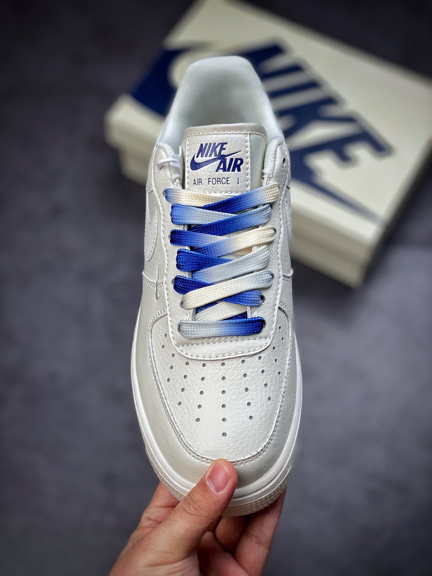 260 Nike Air Force 1 Low 07 串标白蓝渐变 明尼苏达森林狼ML5801-501
