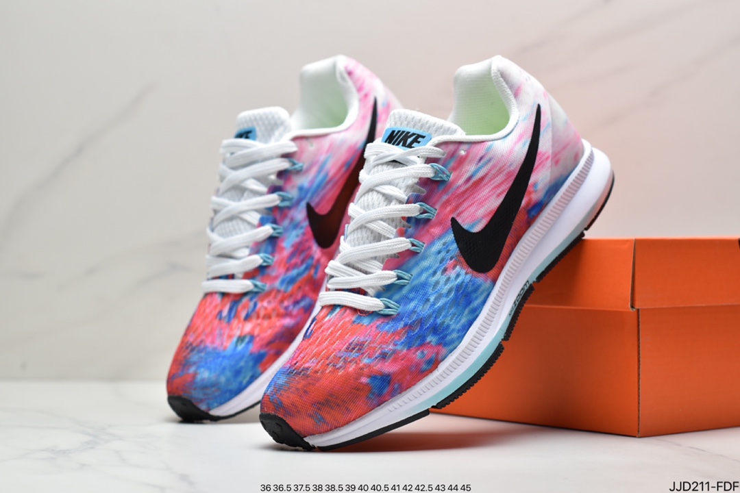 130 真标登月Zoom Pegasus 34代跑鞋 黑白配色 880555