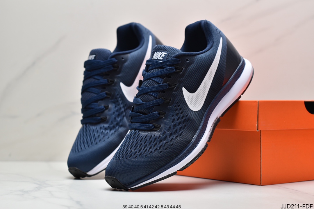 130 真标登月Zoom Pegasus 34代跑鞋 黑白配色 880555