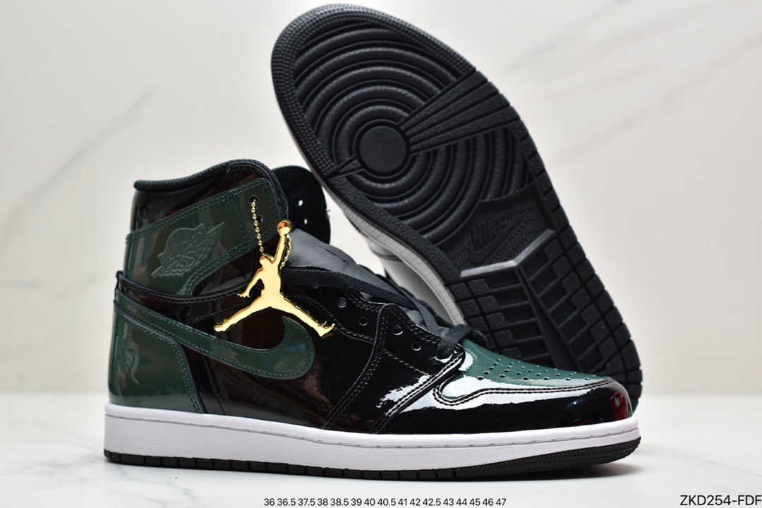 Air Jordan 1 High OG Stealth AJ1 High Top Series 555088-037