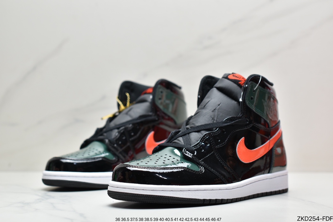Air Jordan 1 High OG Stealth AJ1 High Top Series 555088-037