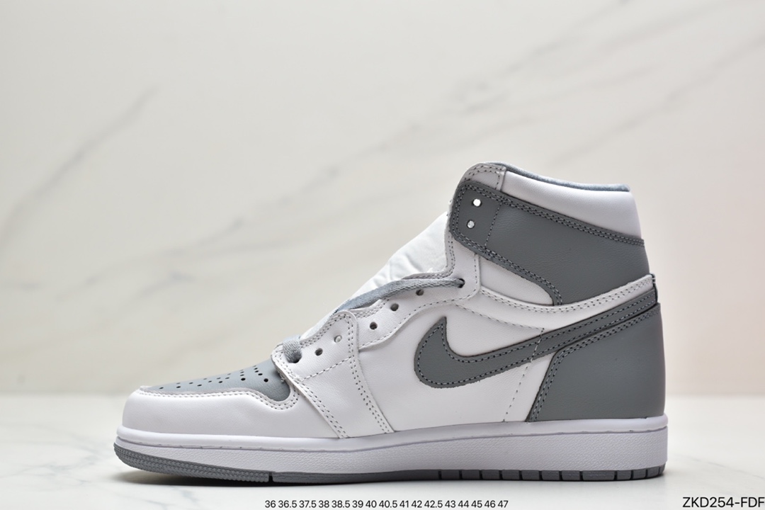 Air Jordan 1 High OG Stealth AJ1 High Top Series 555088-037