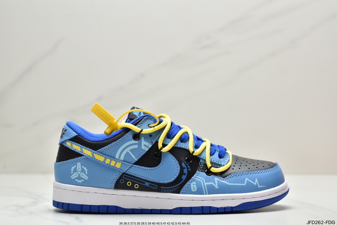Futura x Nike Dunk Low SB Joint Deconstruction Strap Skateboard Shoes DD1391-100