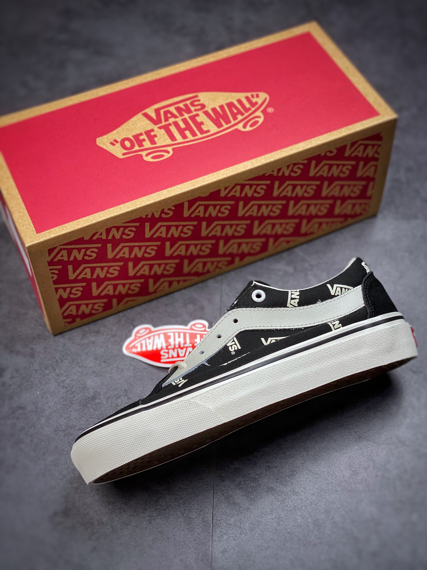 VANS Bold Vans black and white letter print black low-top LOGO canvas shoes BOLD