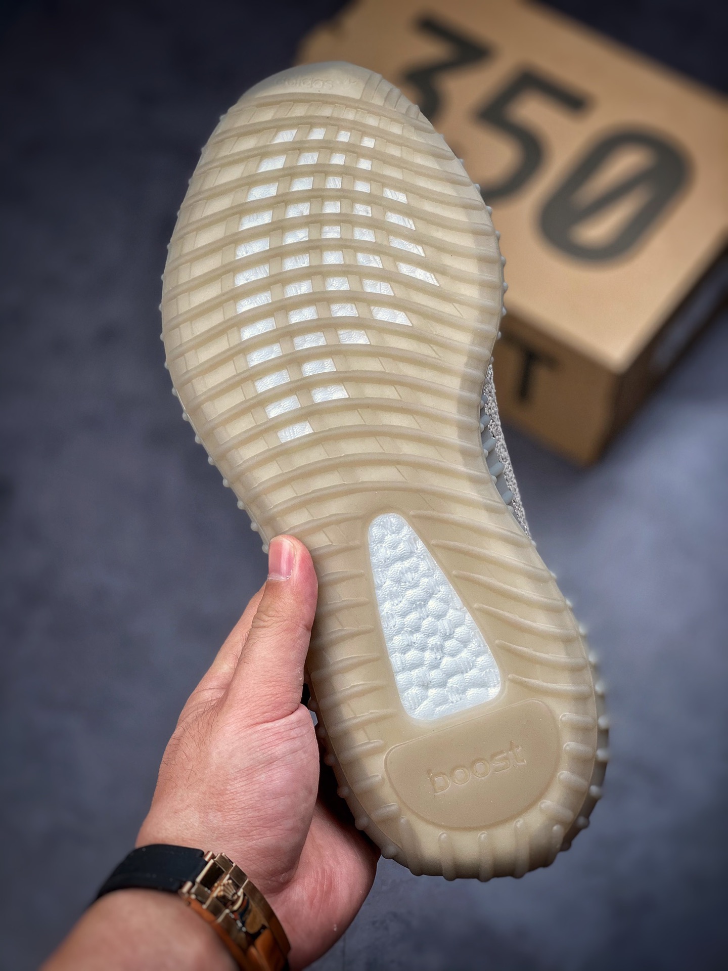 Adidas Yeezy Boost 350V2 Coconut 350 Series / Khaki Black ”Sesame Paint Strips” HP7870