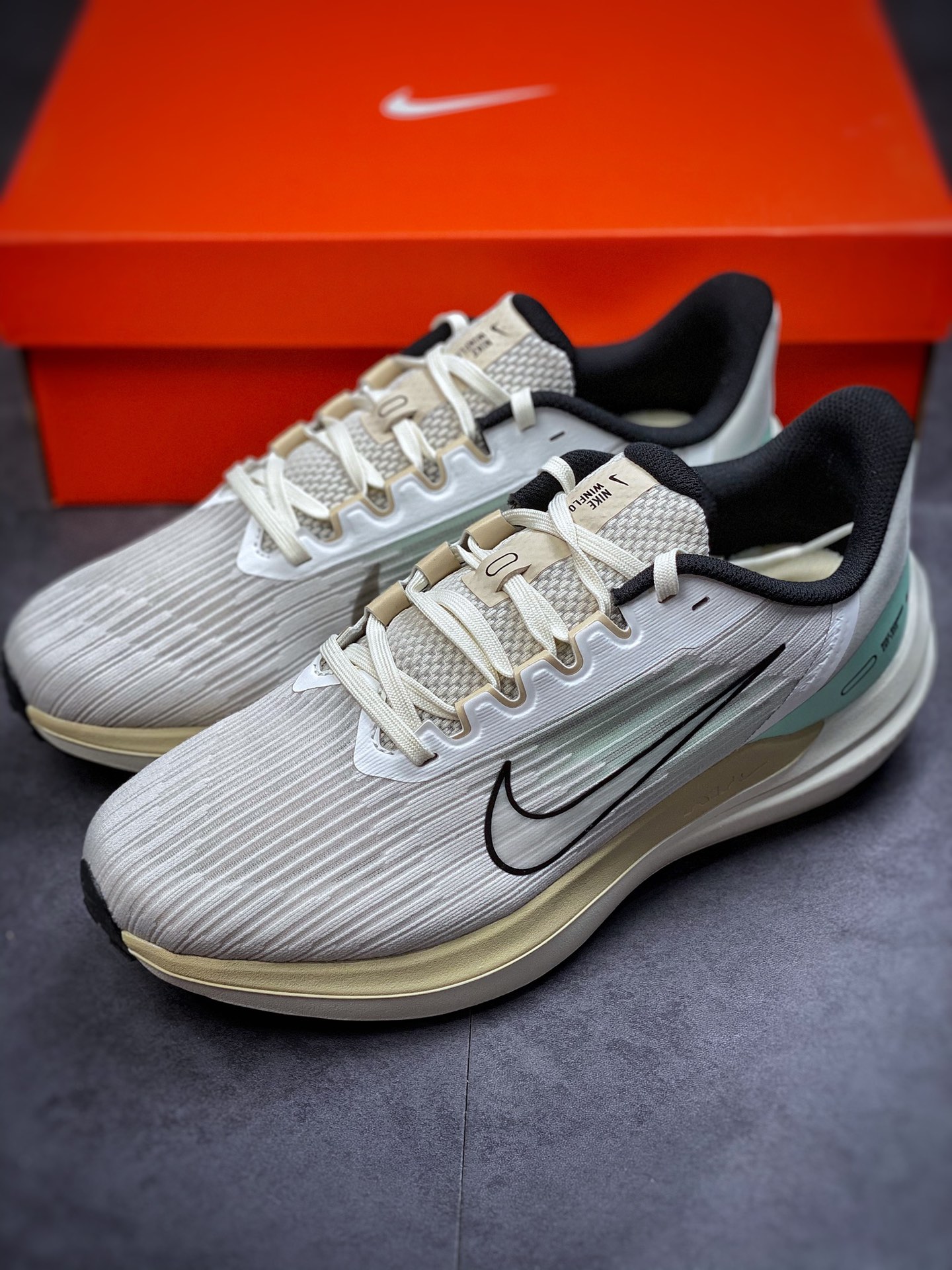 Nike Air Zoom Winflo 9 White Light Yellow Tiffany Green DV9121-011