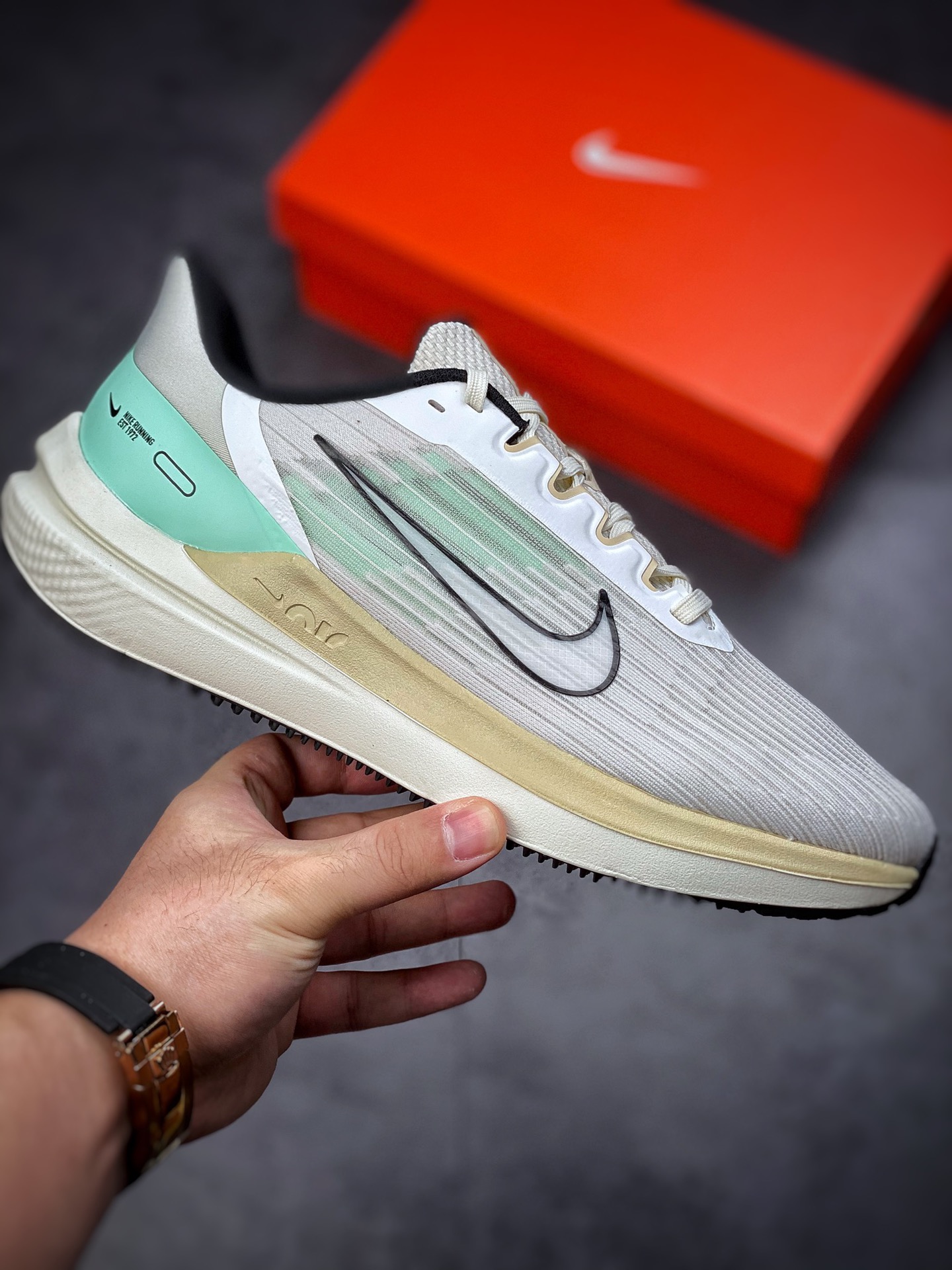 Nike Air Zoom Winflo 9 White Light Yellow Tiffany Green DV9121-011