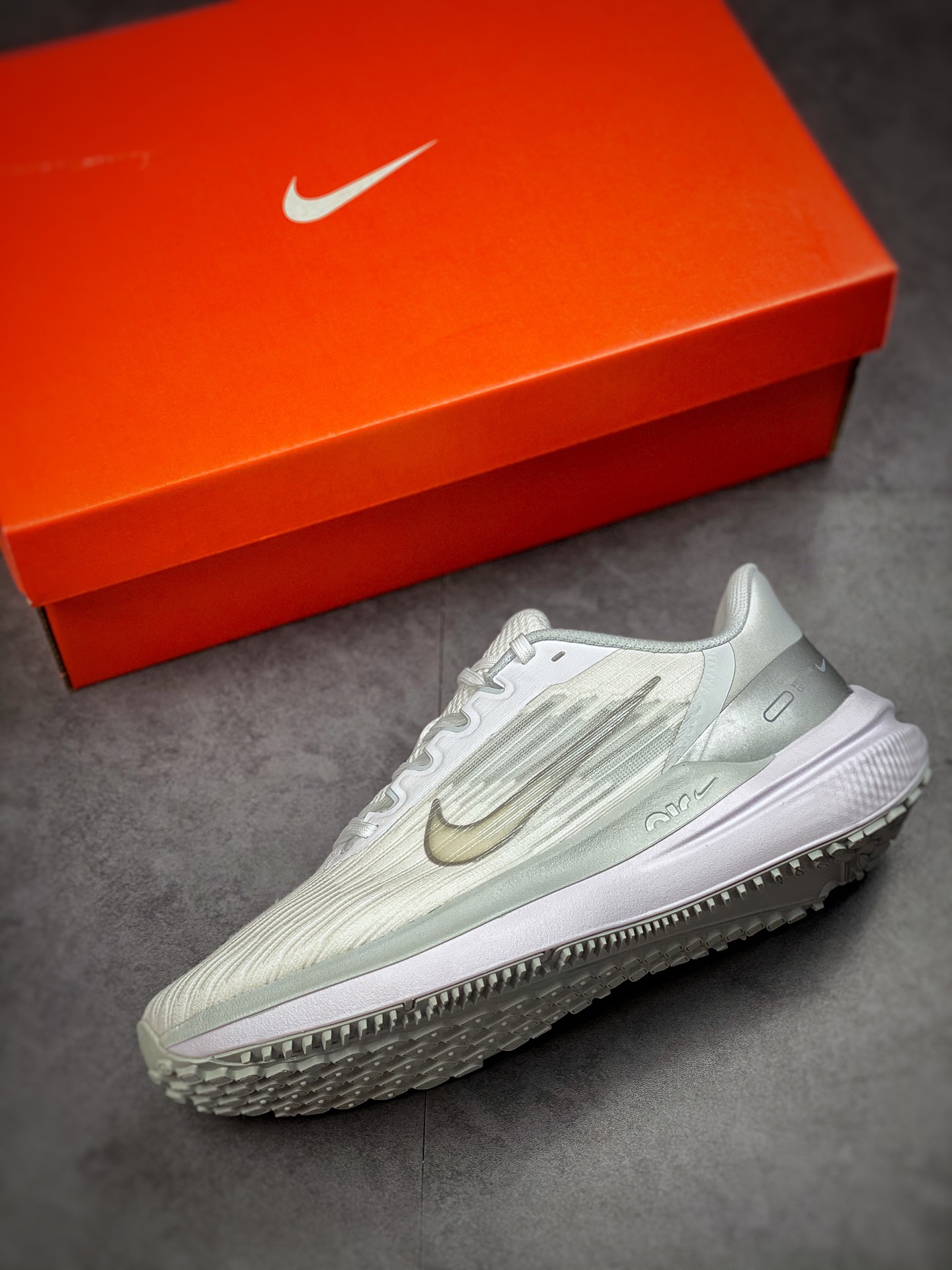Nike Air Zoom Winflo 9 Grey Silver DD8686-100