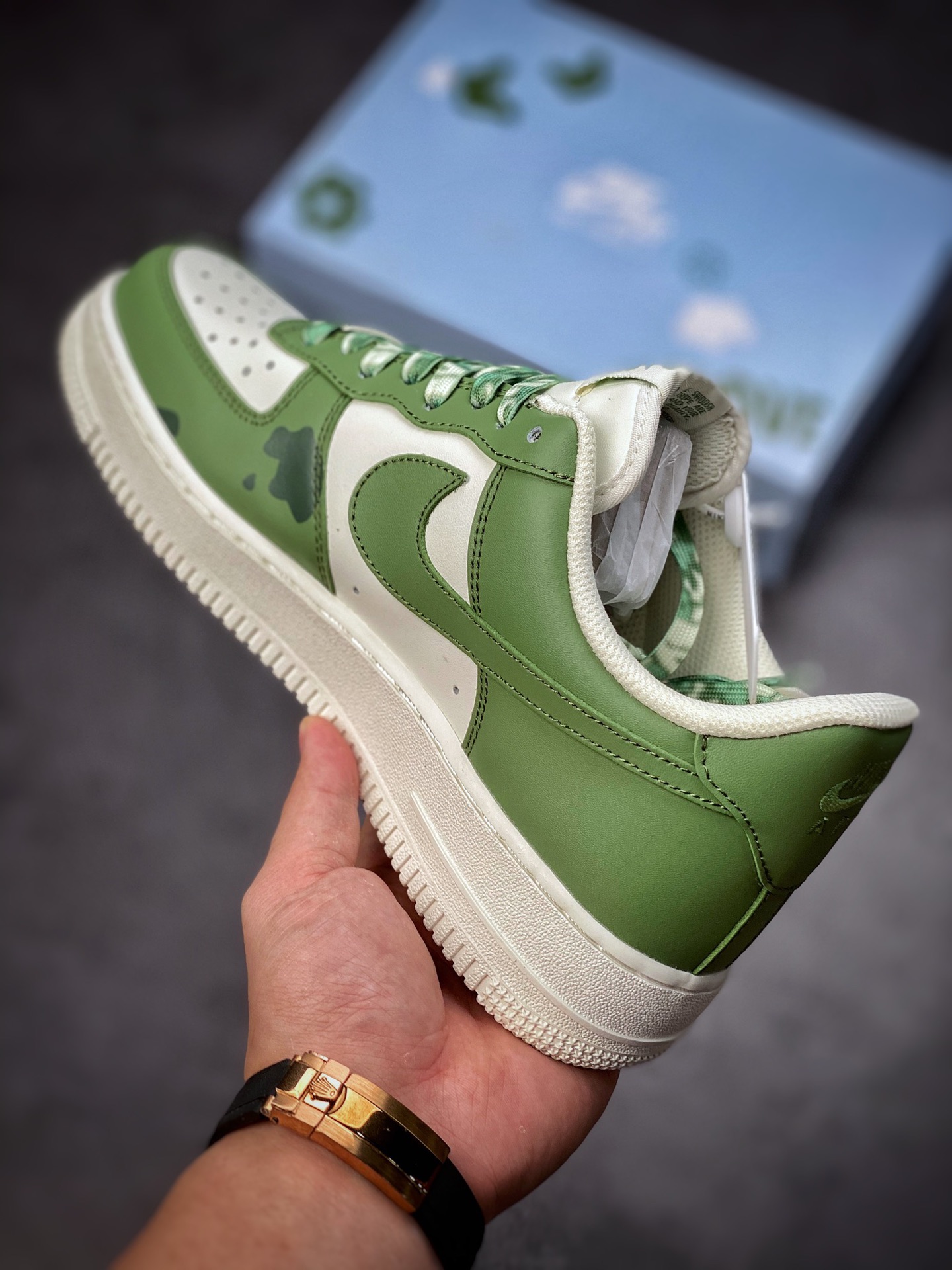 Nike Air Force 1 Low 07 White and Green Small Chrysanthemum CW2288-662