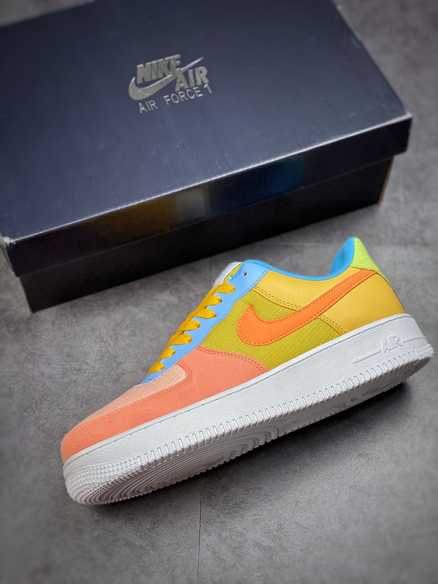 Nike Air Force 1 Low 07 Color ”Sun Club” DQ4531-700