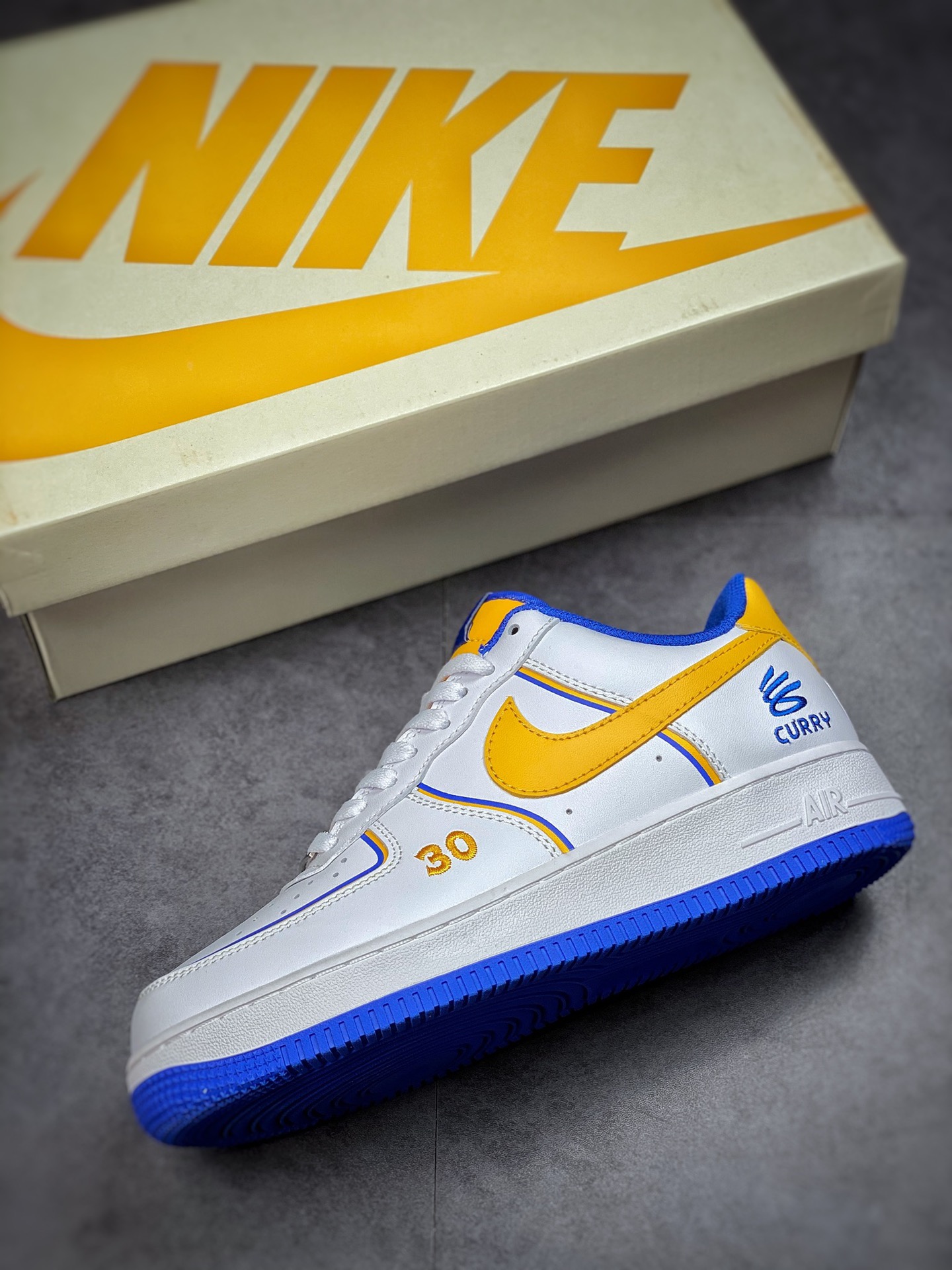 Nike Air Force 1 Low 07 Warriors Curry BS8856-115