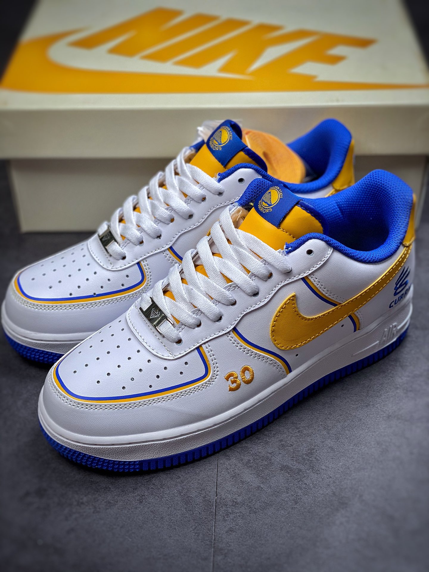 Nike Air Force 1 Low 07 Warriors Curry BS8856-115