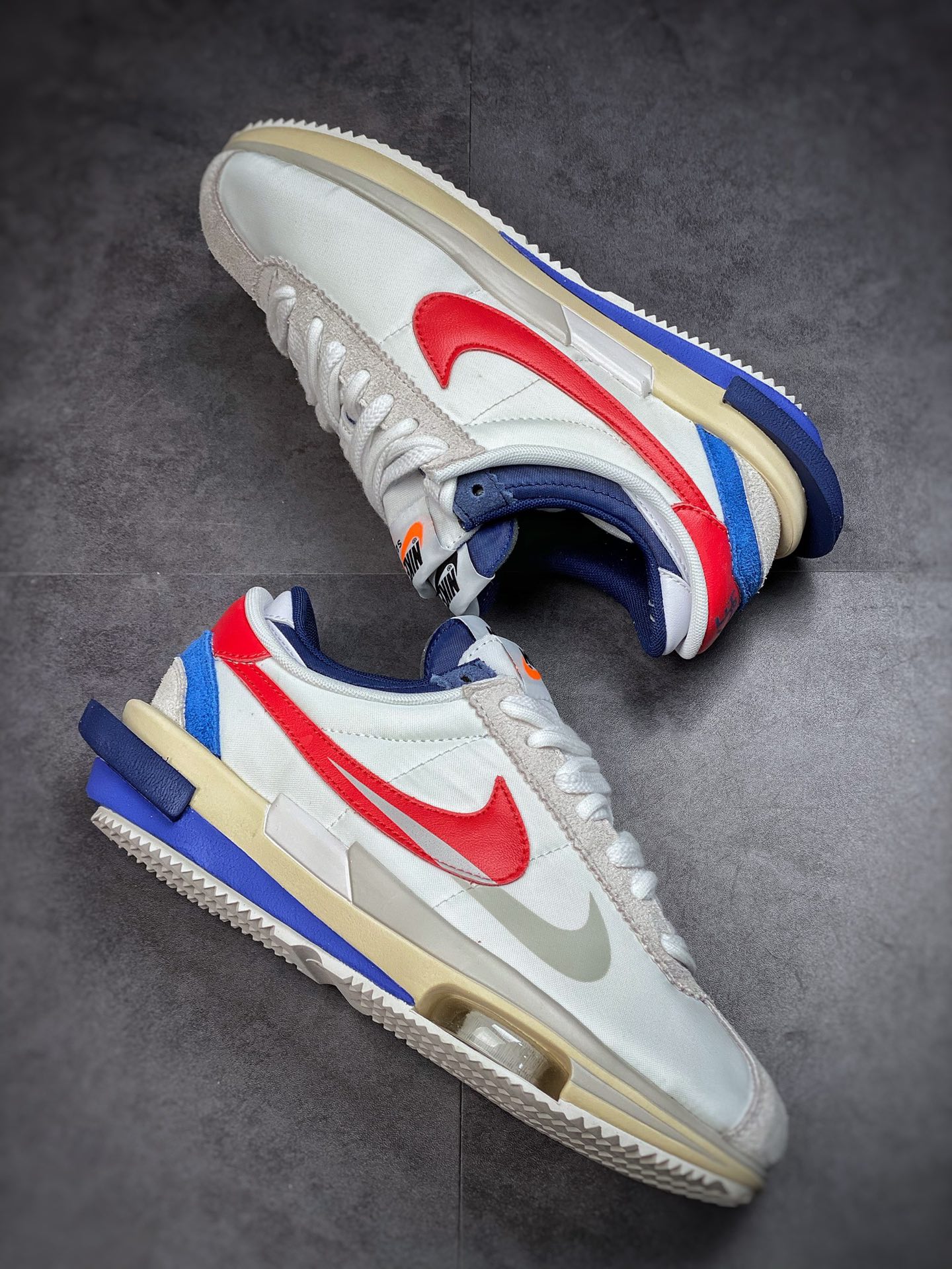 Sacai x Nike Zoom Cortez Off-White Red DQ0581-100