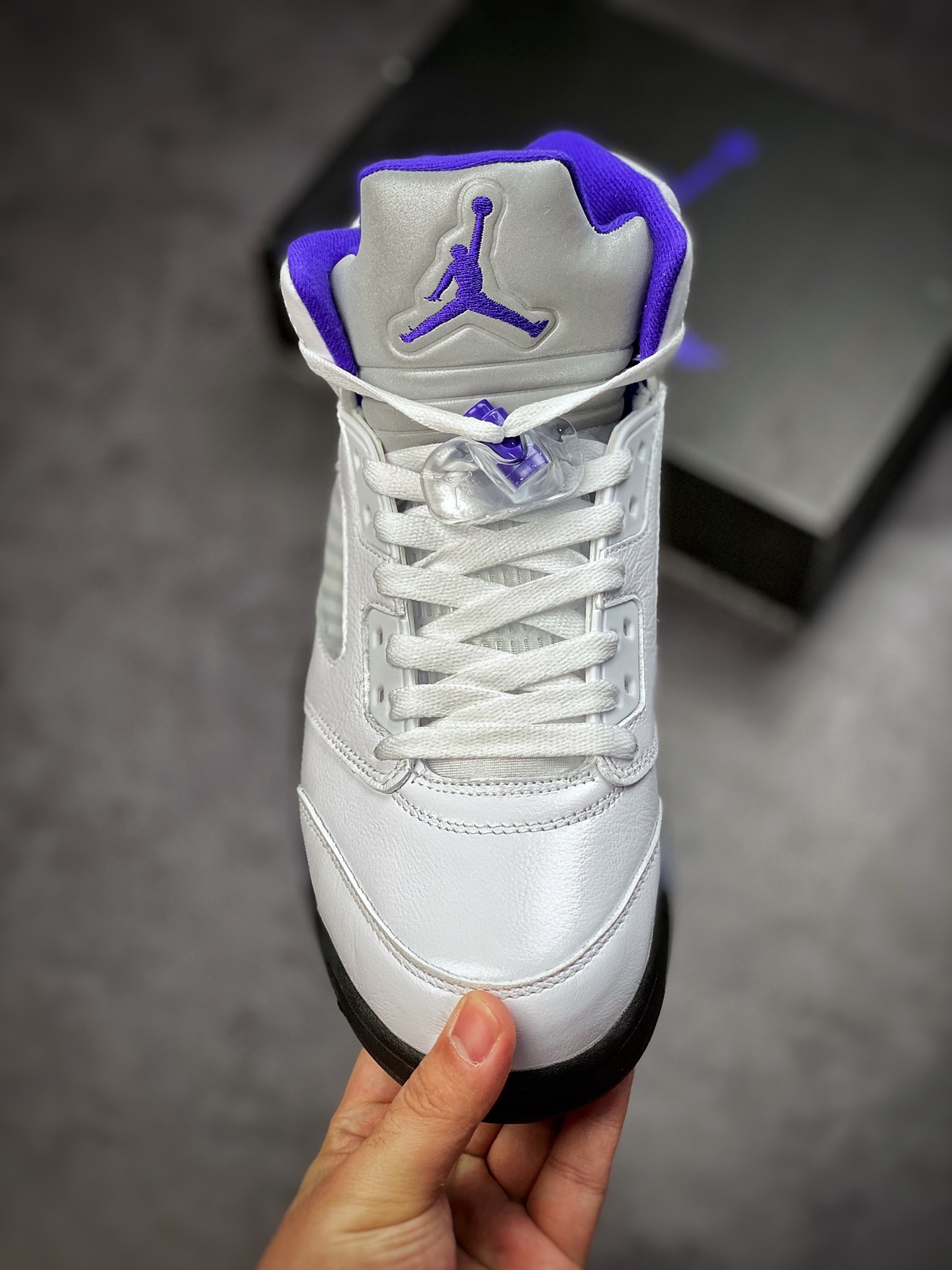Air Jordan 5 ”Stealth 2.0” White Blue DD0587-141-Top High Quatity Cheap Sneakers Fashion Clothing Clothes Bags handbags Shoes of all Brand wholesale With The best Quality And Beautiful Price from China Factory Chinese suppliers wholesaler seller Air Jordan 5 ”Stealth 2.0” White Blue DD0587-141