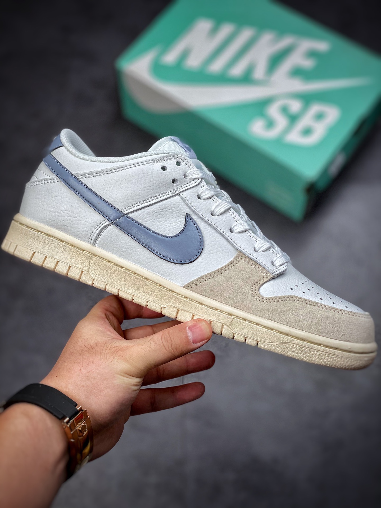Nike Dunk SB Low retro gray blue was born in 2002 Nike Dunk SB 854866-008
