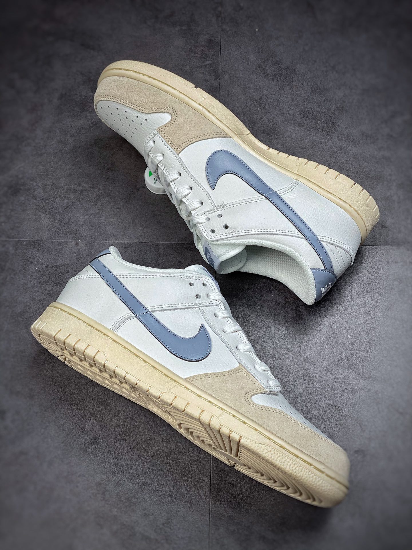 Nike Dunk SB Low retro gray blue was born in 2002 Nike Dunk SB 854866-008