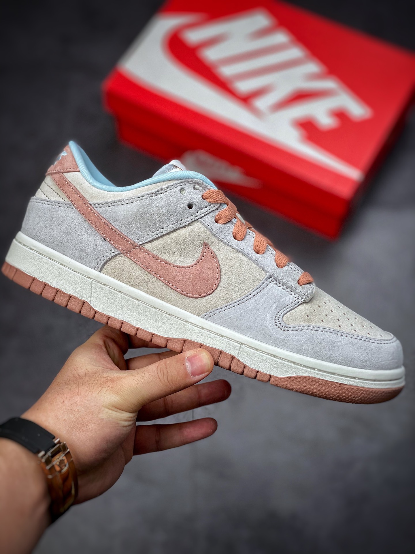 Nike Dunk Low Fossil Rose Grey Blue Pink Fossil Rose DH7577-001-Top High Quatity Cheap Sneakers Fashion Clothing Clothes Bags handbags Shoes of all Brand wholesale With The best Quality And Beautiful Price from China Factory Chinese suppliers wholesaler seller Nike Dunk Low Fossil Rose Grey Blue Pink Fossil Rose DH7577-001
