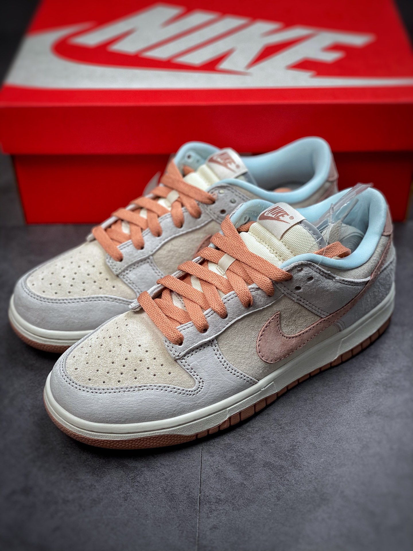 Nike Dunk Low Fossil Rose Grey Blue Pink Fossil Rose DH7577-001-Top High Quatity Cheap Sneakers Fashion Clothing Clothes Bags handbags Shoes of all Brand wholesale With The best Quality And Beautiful Price from China Factory Chinese suppliers wholesaler seller Nike Dunk Low Fossil Rose Grey Blue Pink Fossil Rose DH7577-001