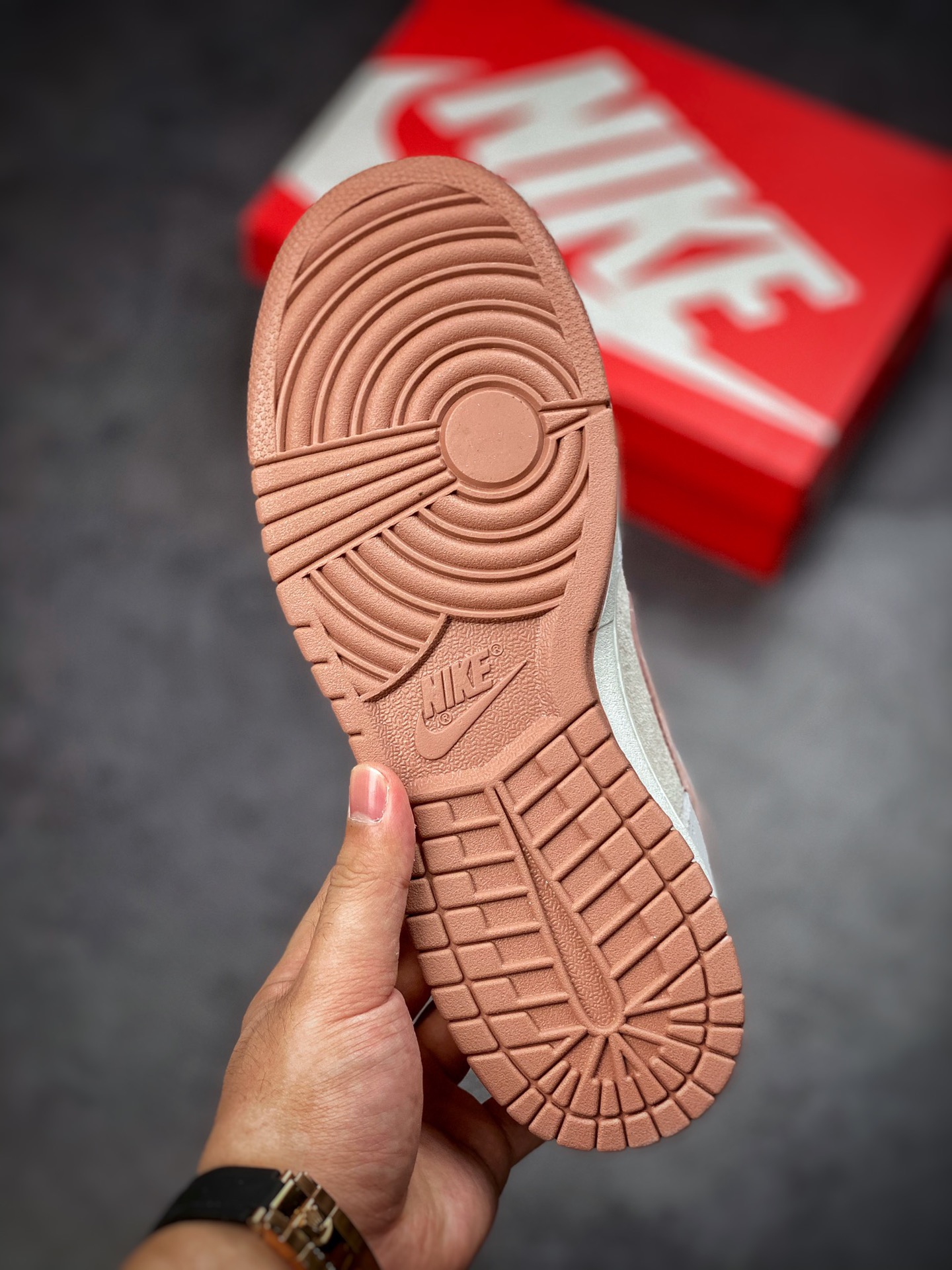 Nike Dunk Low Fossil Rose Grey Blue Pink Fossil Rose DH7577-001-Top High Quatity Cheap Sneakers Fashion Clothing Clothes Bags handbags Shoes of all Brand wholesale With The best Quality And Beautiful Price from China Factory Chinese suppliers wholesaler seller Nike Dunk Low Fossil Rose Grey Blue Pink Fossil Rose DH7577-001